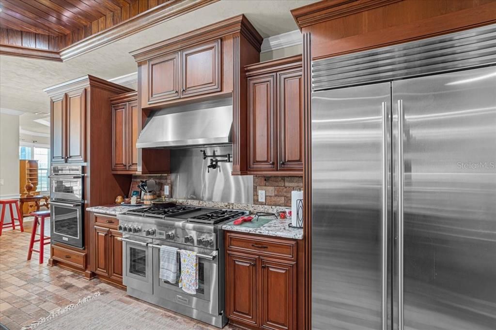 En Venta: $3,899,000 (4 camas, 4 baños, 5489 Pies cuadrados)