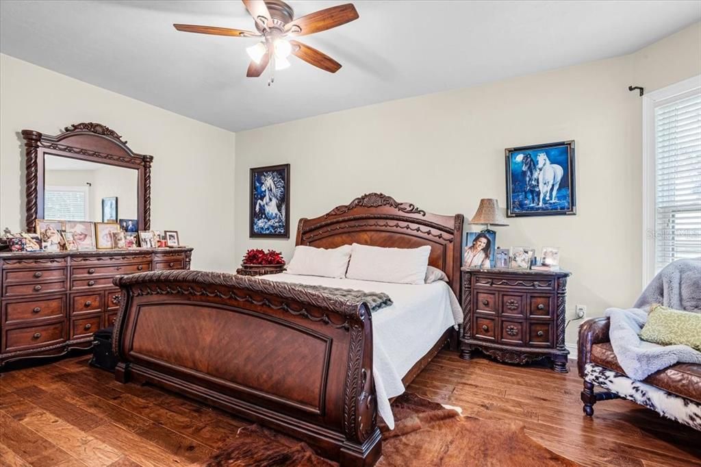 En Venta: $3,899,000 (4 camas, 4 baños, 5489 Pies cuadrados)