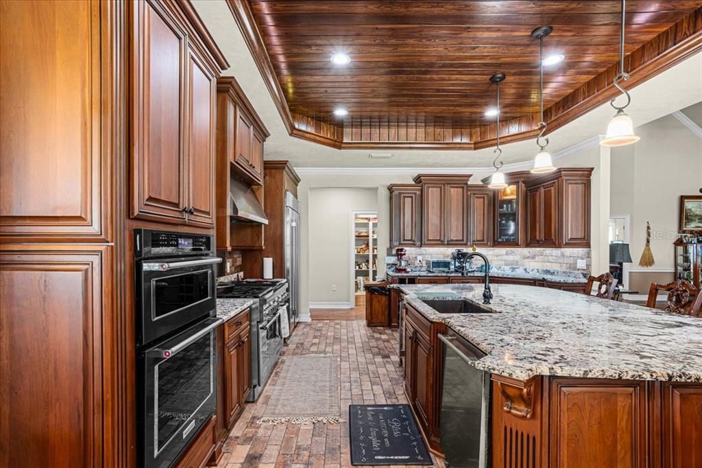 En Venta: $3,899,000 (4 camas, 4 baños, 5489 Pies cuadrados)