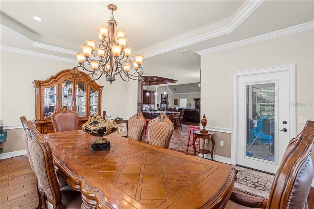 En Venta: $3,899,000 (4 camas, 4 baños, 5489 Pies cuadrados)