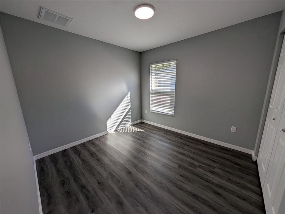 В аренду: $1,900 (4 спален, 2 ванн, 1664 Квадратных фут)