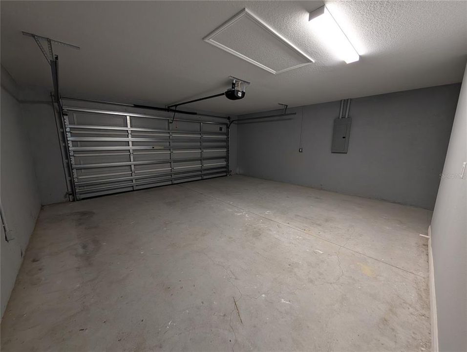 В аренду: $1,900 (4 спален, 2 ванн, 1664 Квадратных фут)