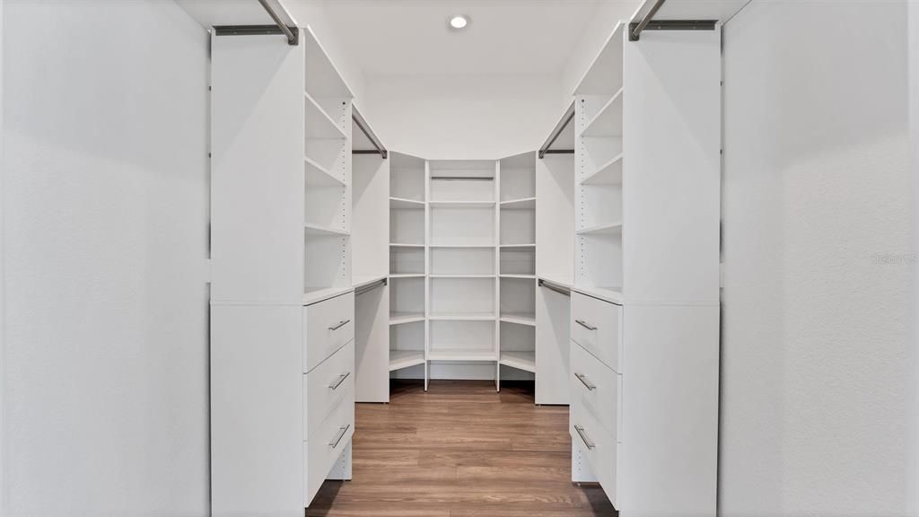 出租: $3,500 (3 贝兹, 3 浴室, 2397 平方英尺)