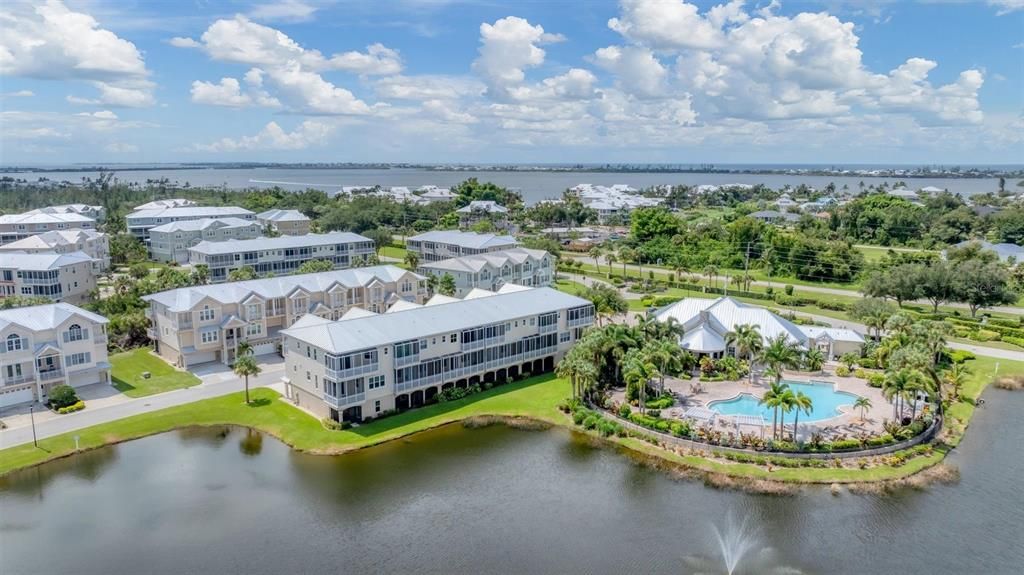 出租: $3,500 (3 贝兹, 3 浴室, 2397 平方英尺)