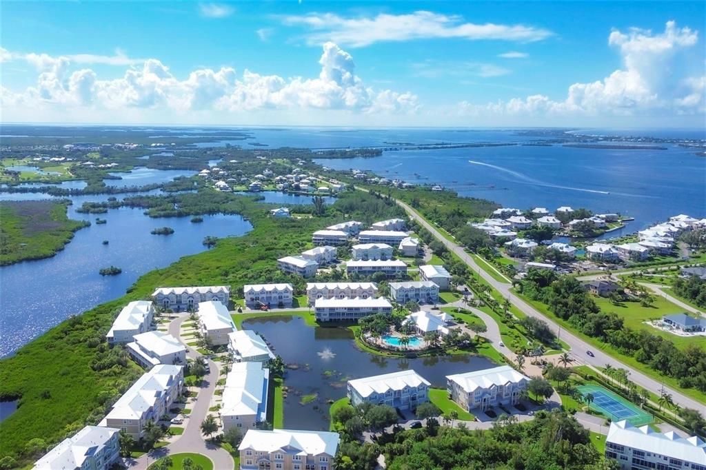 出租: $3,500 (3 贝兹, 3 浴室, 2397 平方英尺)