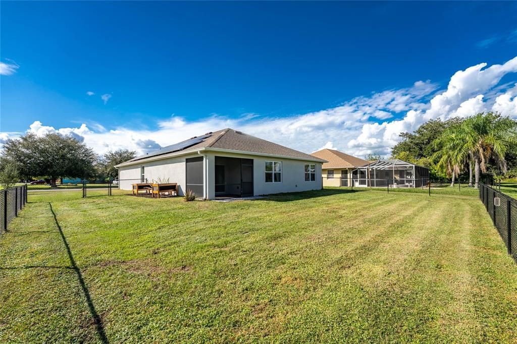 For Sale: $339,950 (4 beds, 2 baths, 1846 Square Feet)