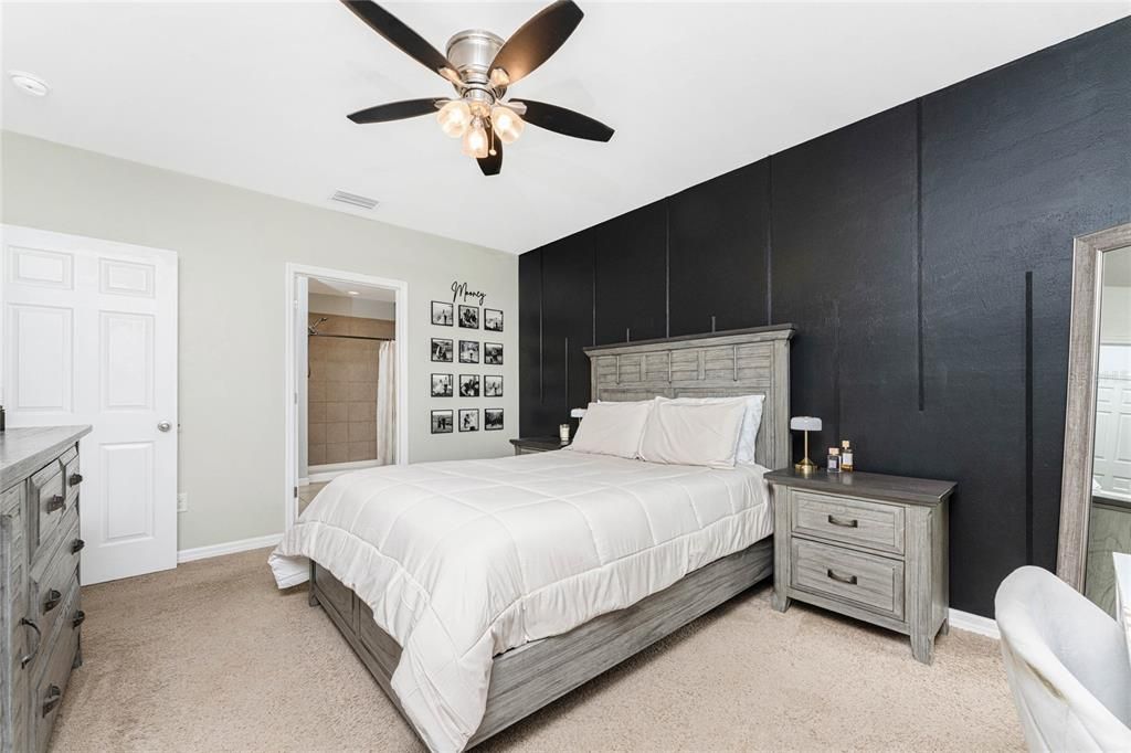 For Sale: $339,950 (4 beds, 2 baths, 1846 Square Feet)