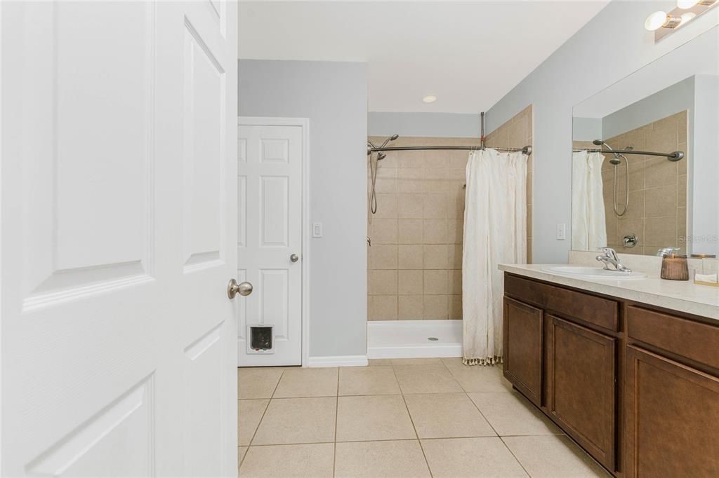 For Sale: $339,950 (4 beds, 2 baths, 1846 Square Feet)