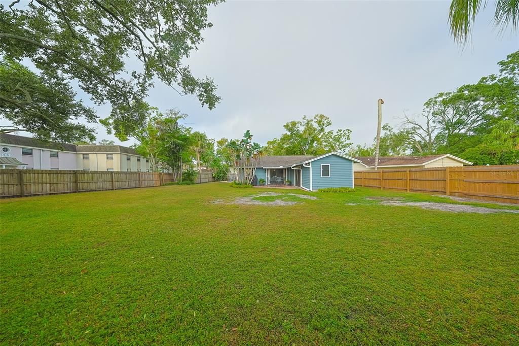 Active With Contract: $399,000 (2 beds, 2 baths, 1021 Square Feet)