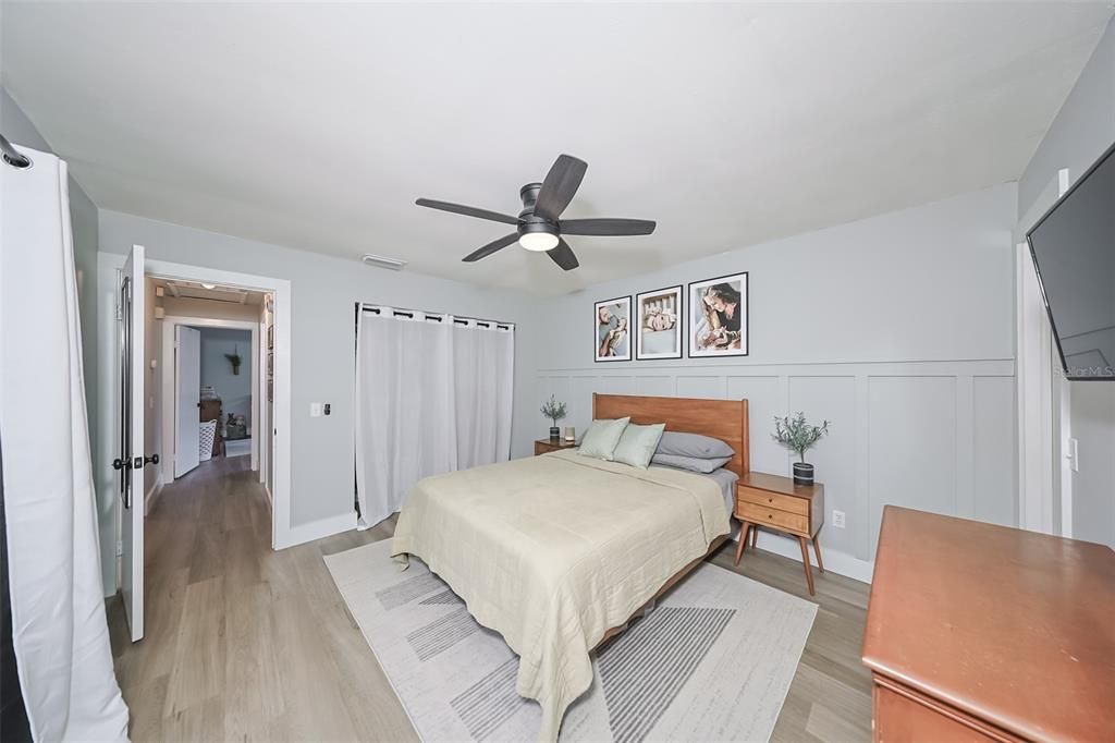 Active With Contract: $399,000 (2 beds, 2 baths, 1021 Square Feet)