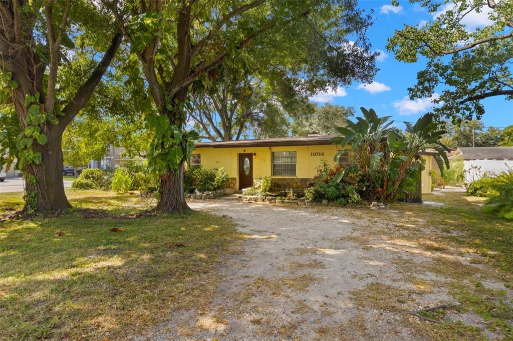 合同活跃: $317,500 (3 贝兹, 2 浴室, 1124 平方英尺)