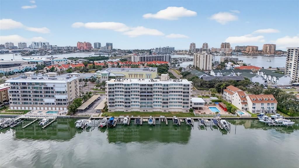 На продажу: $487,500 (2 спален, 2 ванн, 979 Квадратных фут)