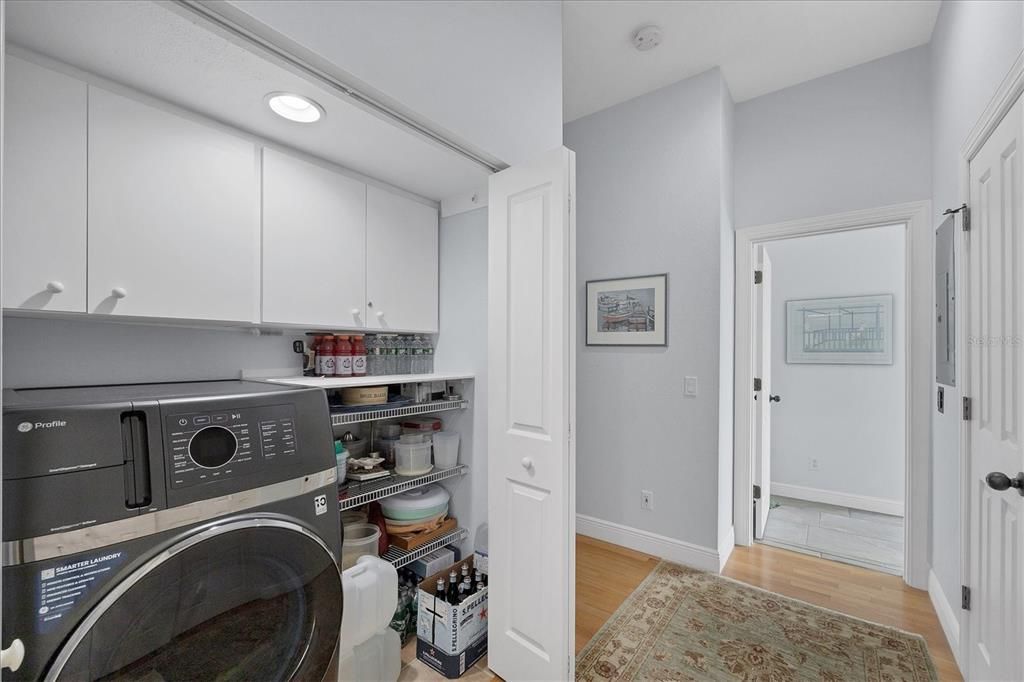 For Sale: $1,395,000 (3 beds, 3 baths, 1772 Square Feet)