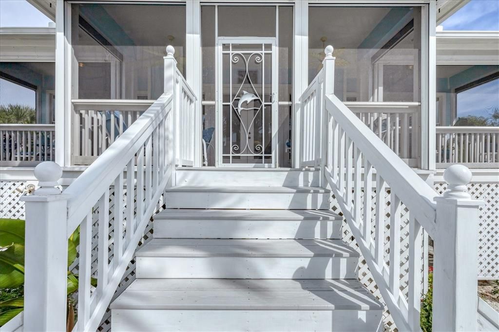 For Sale: $1,395,000 (3 beds, 3 baths, 1772 Square Feet)