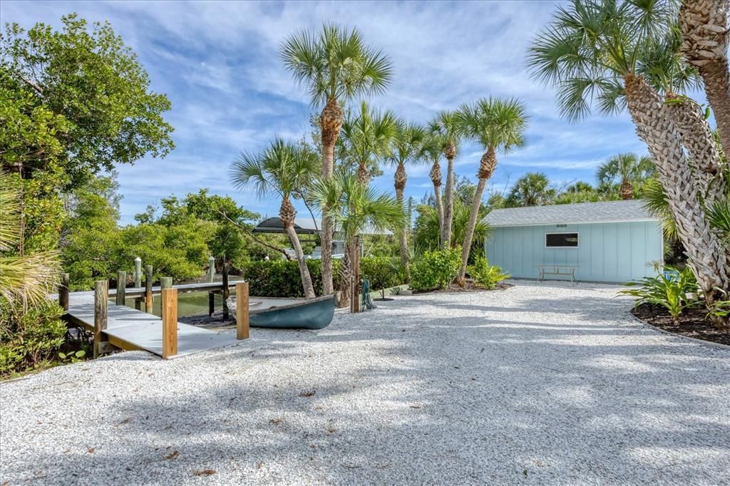 For Sale: $1,395,000 (3 beds, 3 baths, 1772 Square Feet)