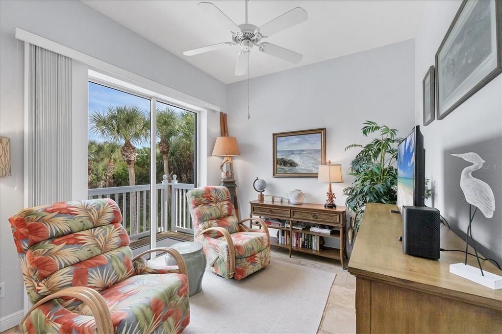 For Sale: $1,395,000 (3 beds, 3 baths, 1772 Square Feet)