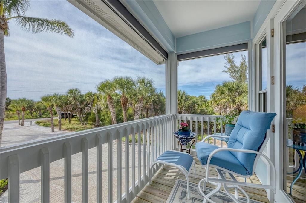 For Sale: $1,395,000 (3 beds, 3 baths, 1772 Square Feet)