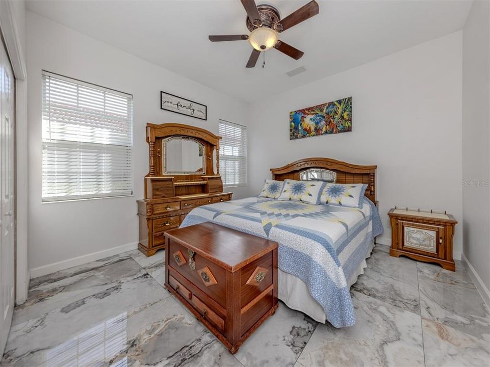 待售: $639,000 (3 贝兹, 2 浴室, 2206 平方英尺)