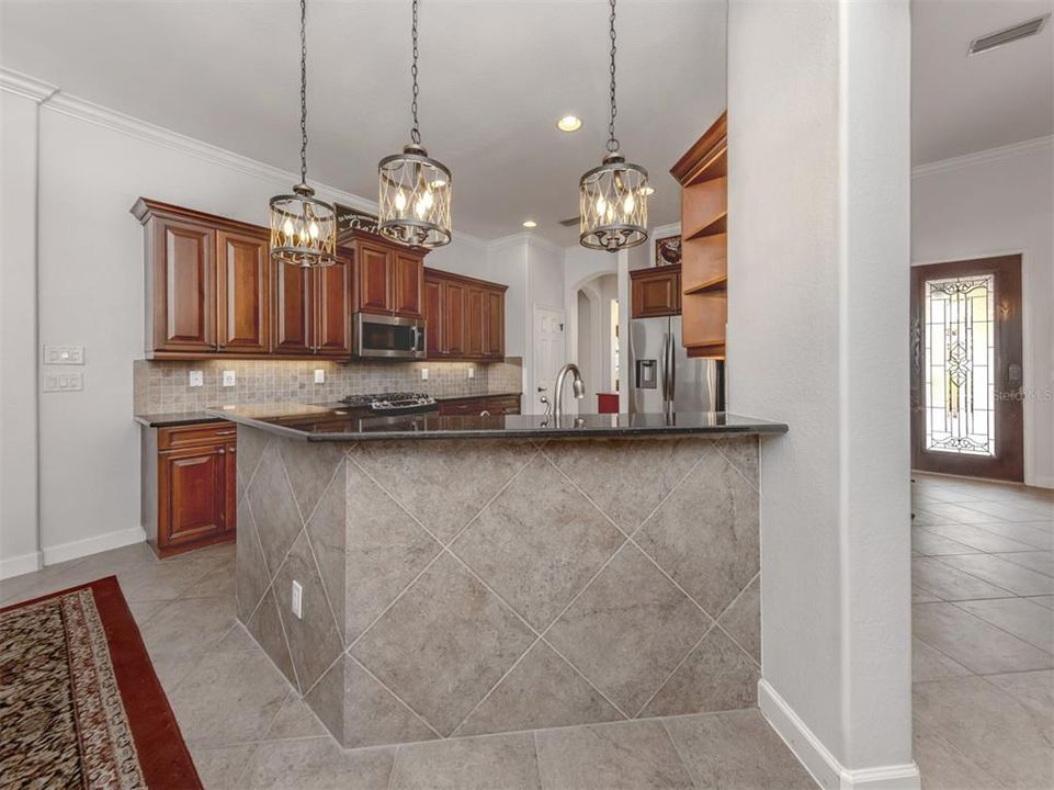 待售: $639,000 (3 贝兹, 2 浴室, 2206 平方英尺)