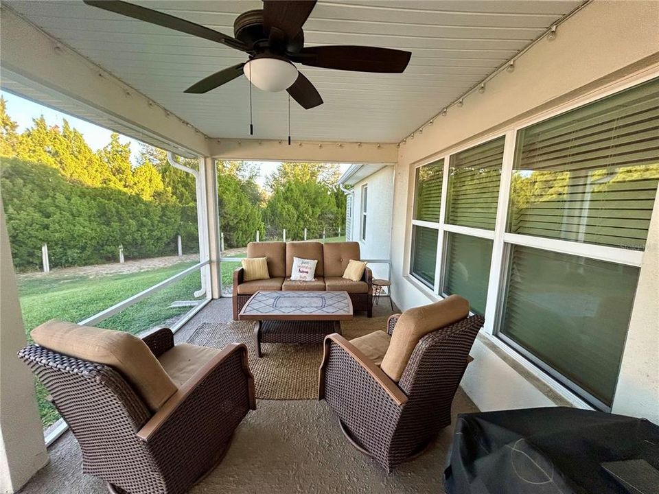 待售: $349,900 (3 贝兹, 2 浴室, 1584 平方英尺)