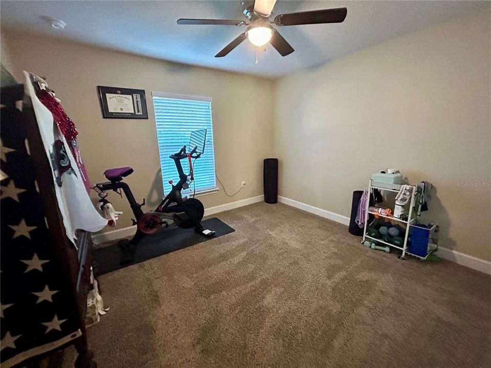 待售: $349,900 (3 贝兹, 2 浴室, 1584 平方英尺)