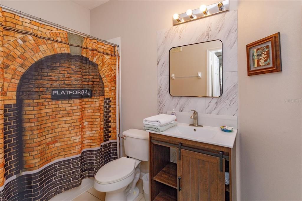 For Sale: $224,900 (2 beds, 2 baths, 1022 Square Feet)