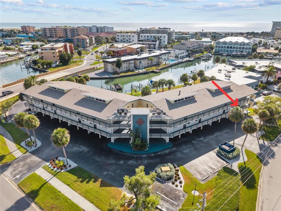 For Sale: $469,000 (2 beds, 2 baths, 1110 Square Feet)