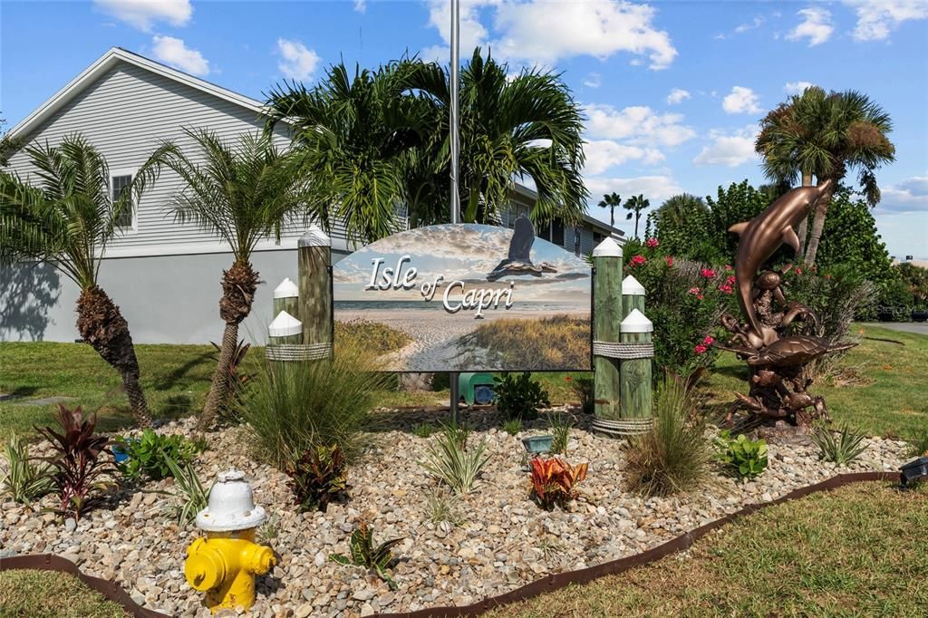 For Sale: $469,000 (2 beds, 2 baths, 1110 Square Feet)