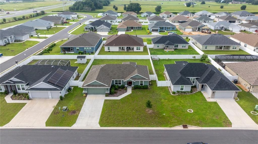 For Sale: $305,000 (3 beds, 2 baths, 1626 Square Feet)