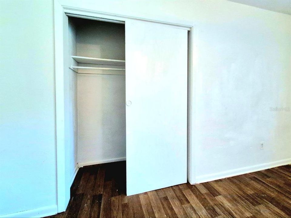 For Rent: $1,650 (3 beds, 1 baths, 1207 Square Feet)