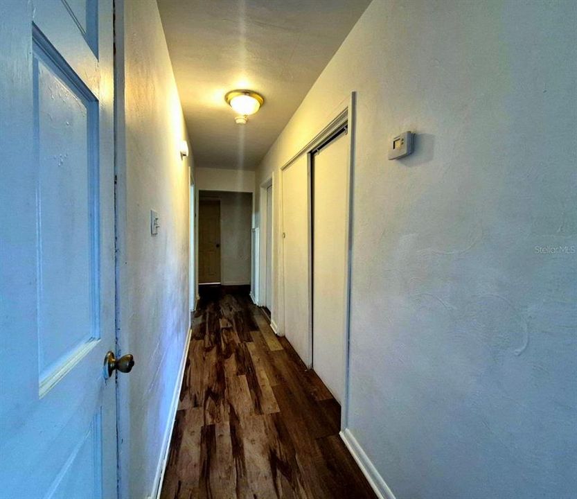 For Rent: $1,650 (3 beds, 1 baths, 1207 Square Feet)