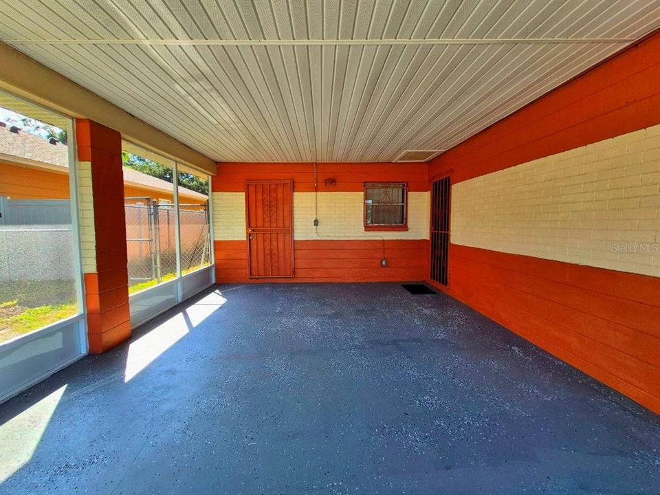 For Rent: $1,650 (3 beds, 1 baths, 1207 Square Feet)