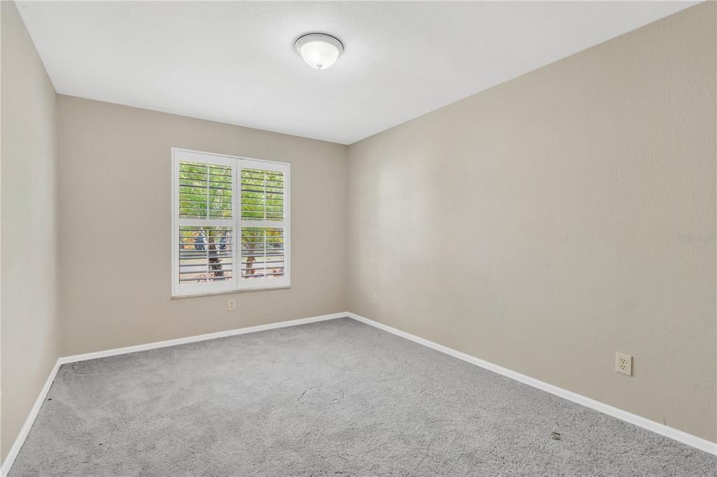 Active With Contract: $399,900 (3 beds, 2 baths, 1260 Square Feet)