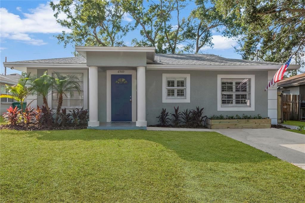 Active With Contract: $399,900 (3 beds, 2 baths, 1260 Square Feet)