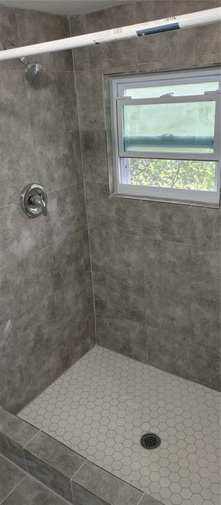 En Renta: $1,400 (3 camas, 2 baños, 1590 Pies cuadrados)