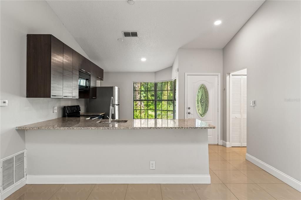 Active With Contract: $2,300 (3 beds, 2 baths, 1234 Square Feet)