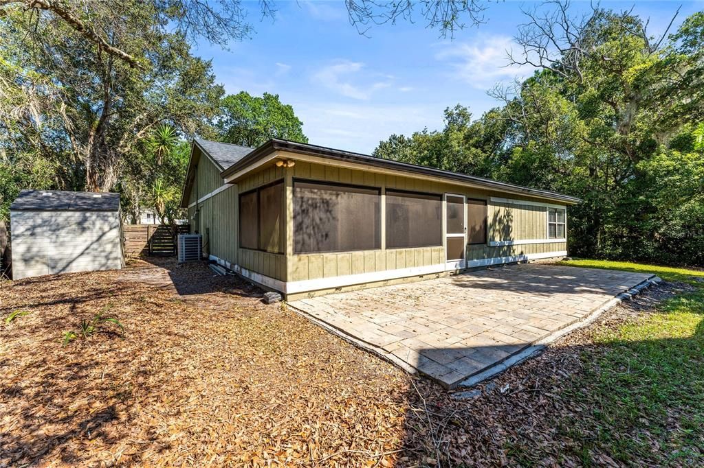 Active With Contract: $2,300 (3 beds, 2 baths, 1234 Square Feet)