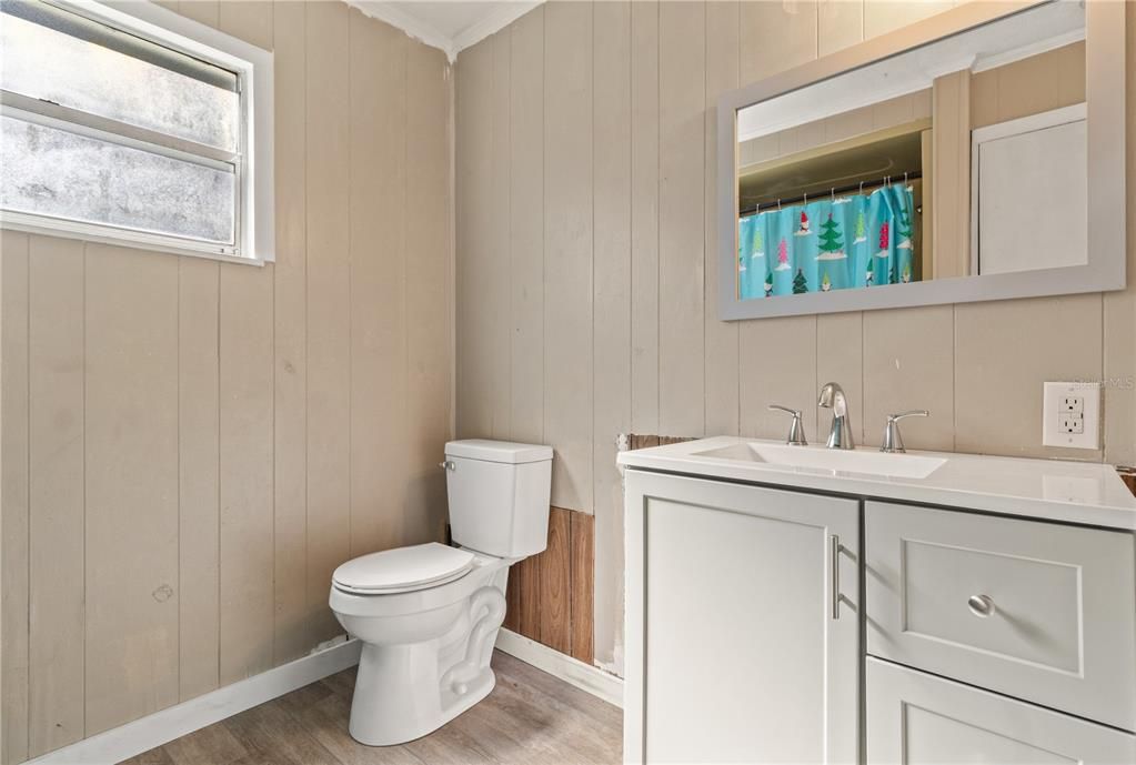 En Venta: $285,000 (3 camas, 2 baños, 1440 Pies cuadrados)