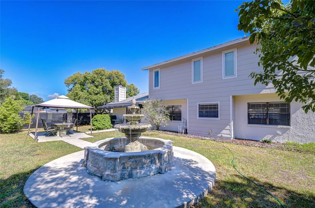 For Sale: $425,000 (4 beds, 2 baths, 2556 Square Feet)