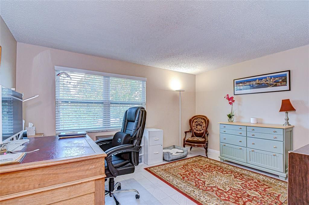 For Sale: $425,000 (4 beds, 2 baths, 2556 Square Feet)