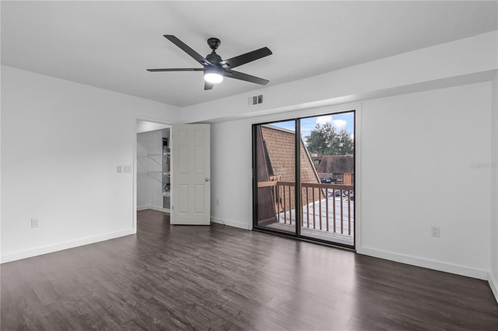 For Sale: $232,500 (2 beds, 2 baths, 1580 Square Feet)