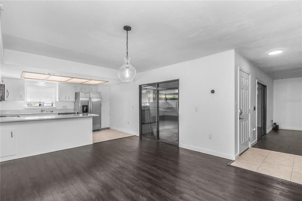 For Sale: $232,500 (2 beds, 2 baths, 1580 Square Feet)