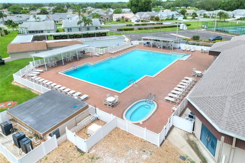 Active With Contract: $399,000 (4 beds, 2 baths, 1976 Square Feet)