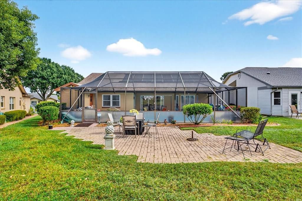 Active With Contract: $399,000 (4 beds, 2 baths, 1976 Square Feet)