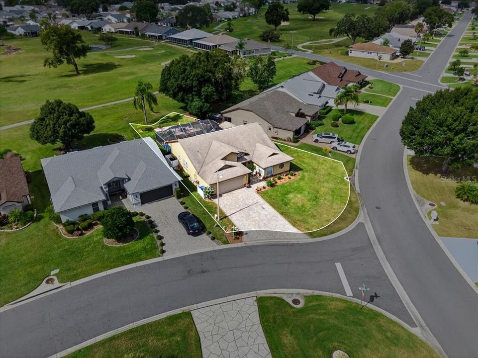 Active With Contract: $399,000 (4 beds, 2 baths, 1976 Square Feet)