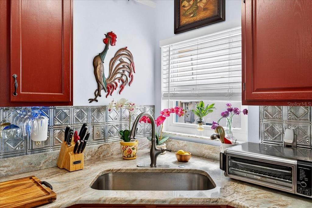 Active With Contract: $399,000 (4 beds, 2 baths, 1976 Square Feet)