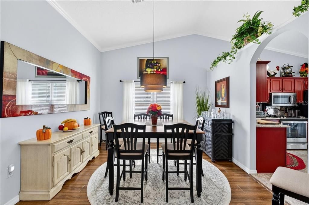 Active With Contract: $399,000 (4 beds, 2 baths, 1976 Square Feet)