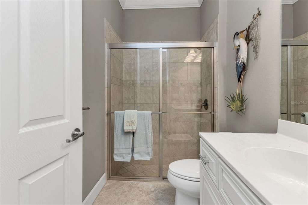 For Sale: $499,900 (3 beds, 2 baths, 1900 Square Feet)