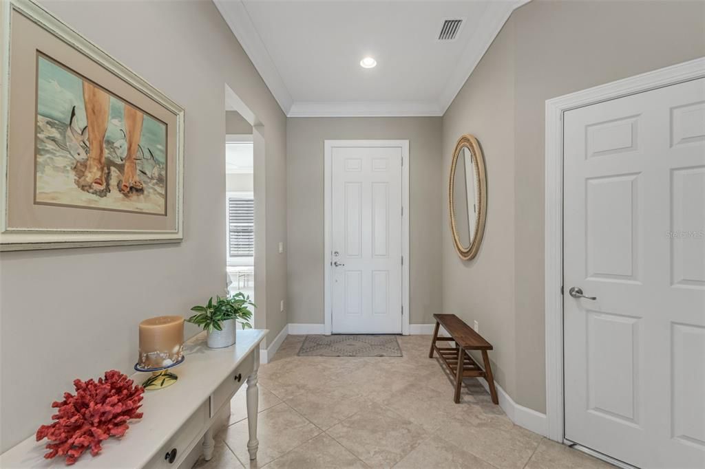 For Sale: $499,900 (3 beds, 2 baths, 1900 Square Feet)