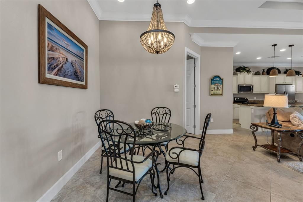 For Sale: $499,900 (3 beds, 2 baths, 1900 Square Feet)